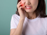 Dolor en una muela: ¿sensibilidad dental o un problema mayor?